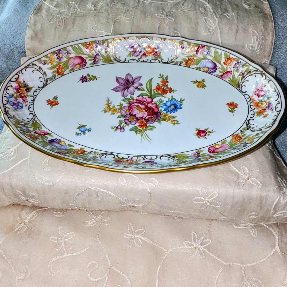 Schumann Arzberg Germany Empress Dresdner flowers serving plate. 14 1/4"…